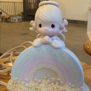 Precious moments god bless you with rainbows porcelain night light NWT